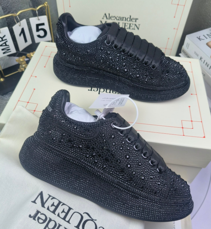 A1exa*der MCQ217