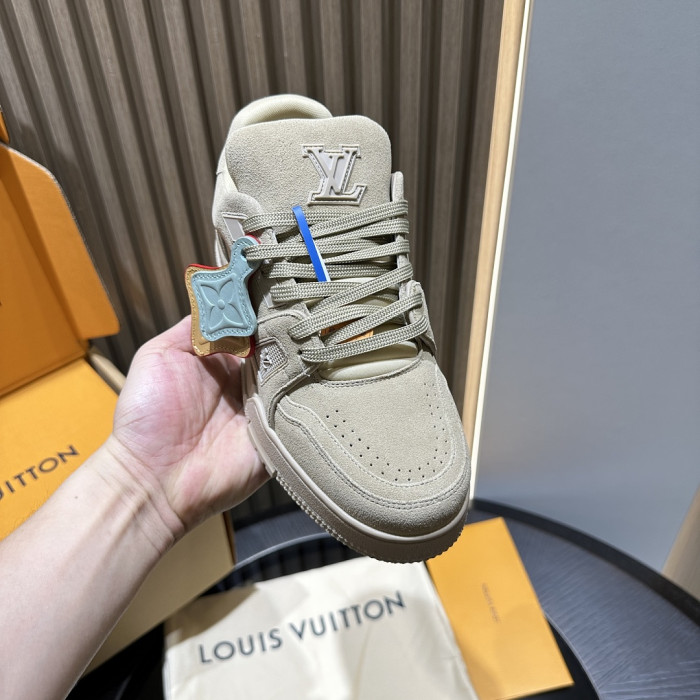 LV snekaers L0000789