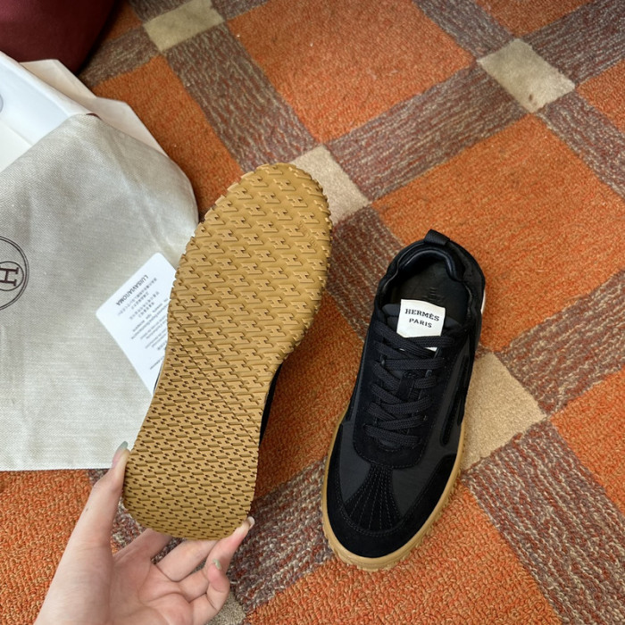 H**me5 snekaers hm037