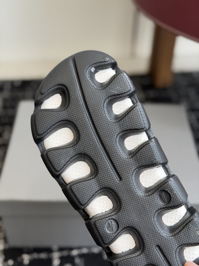 Balenciag* Sandal BS125