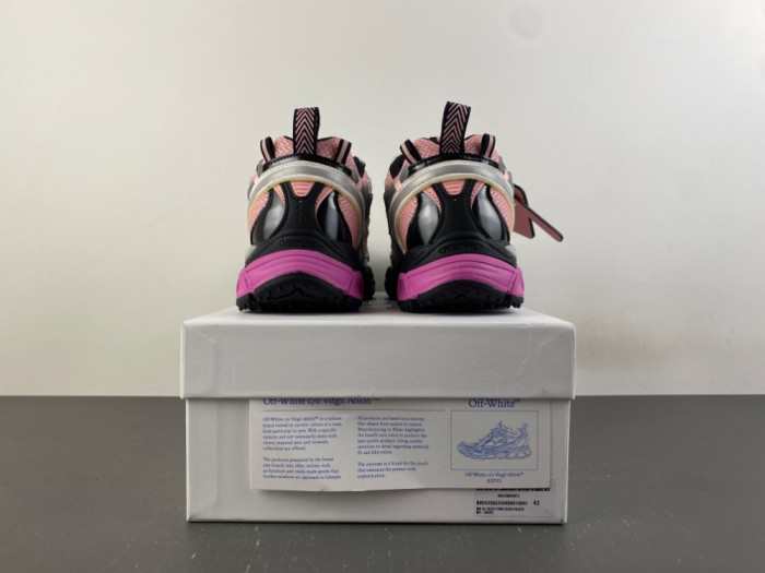 Off-White Be right back OWIA289F69