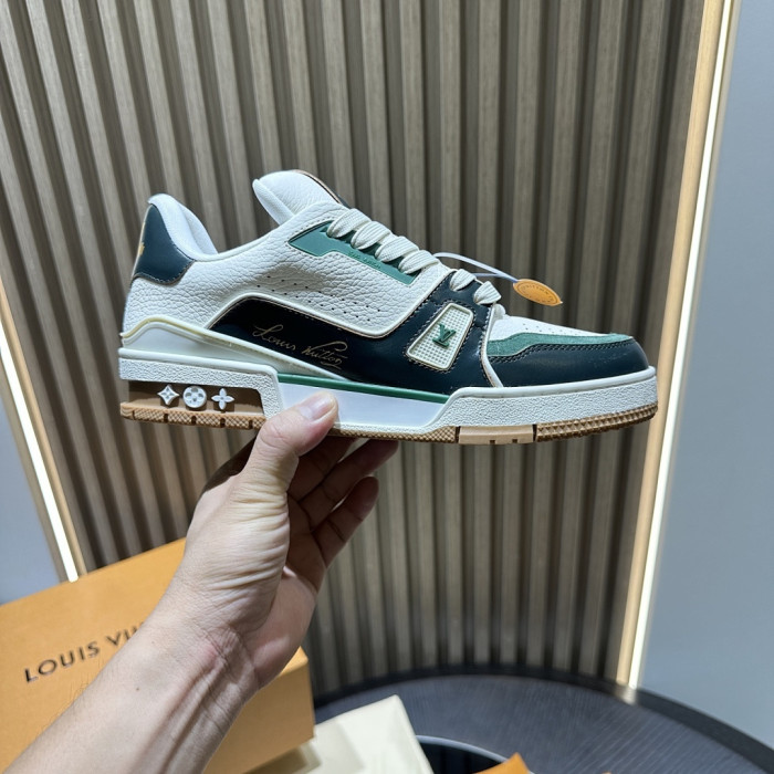 LV snekaers L0000740
