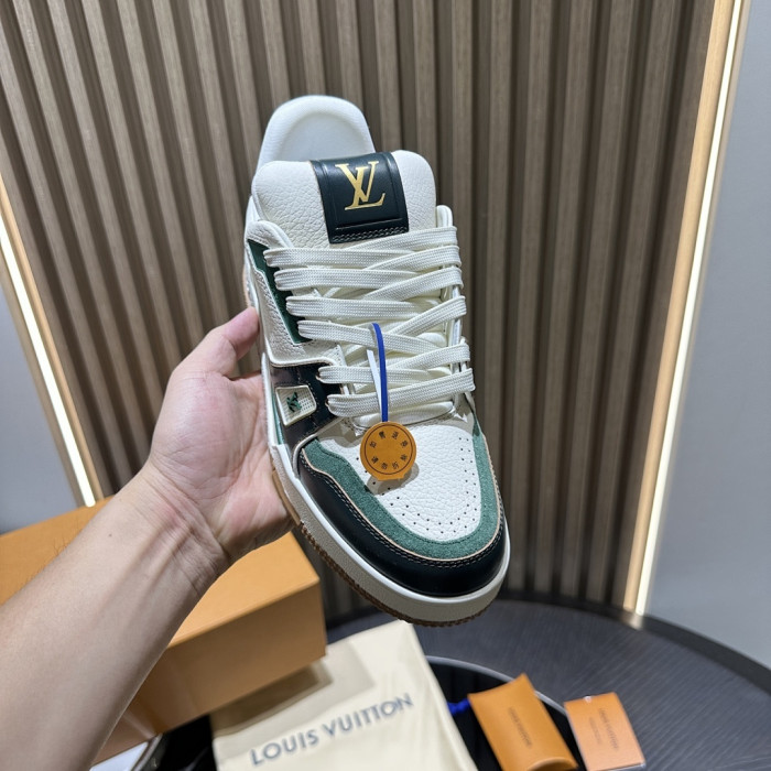 LV snekaers L0000740
