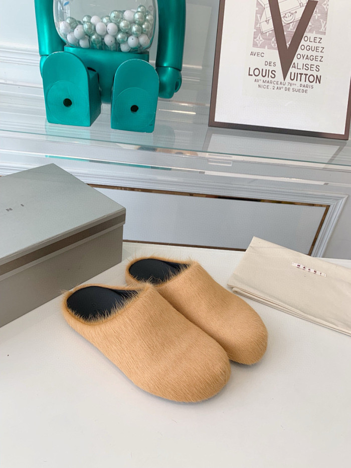 Marni Slides M014