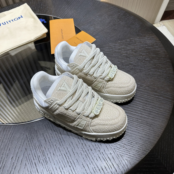 LV snekaers L0000545