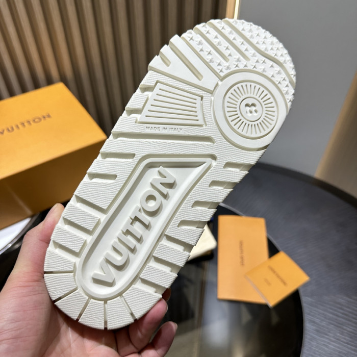 LV snekaers L0000545