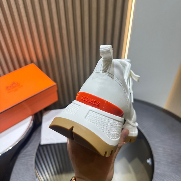 H**me5 snekaers hm044