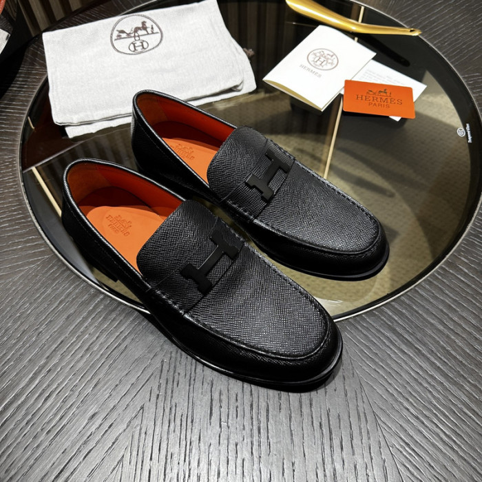 H**me5 loafers hm060