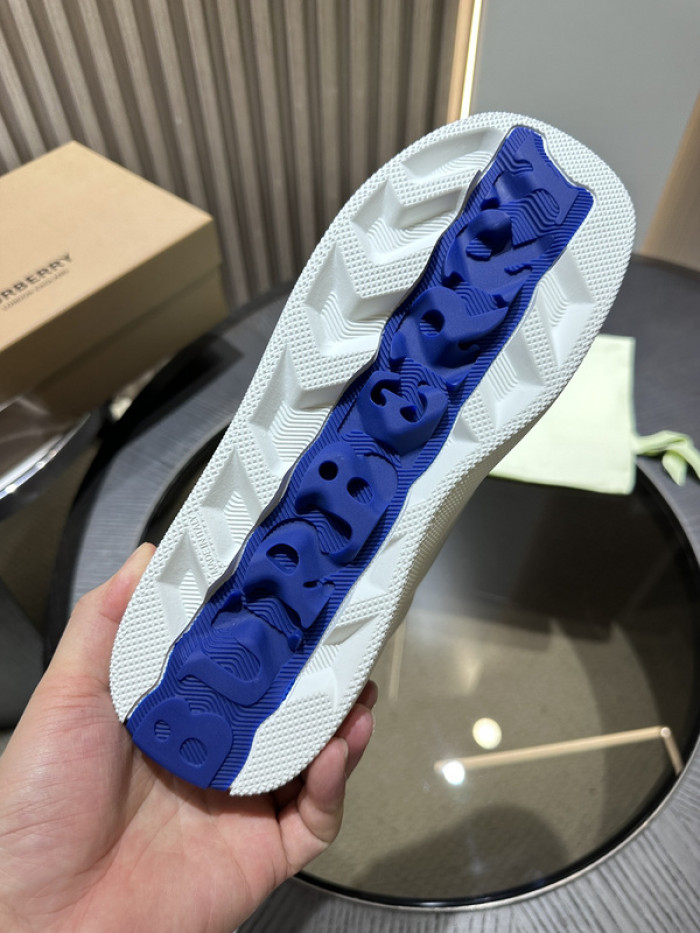 BUR*ERRY SHOES BBY82