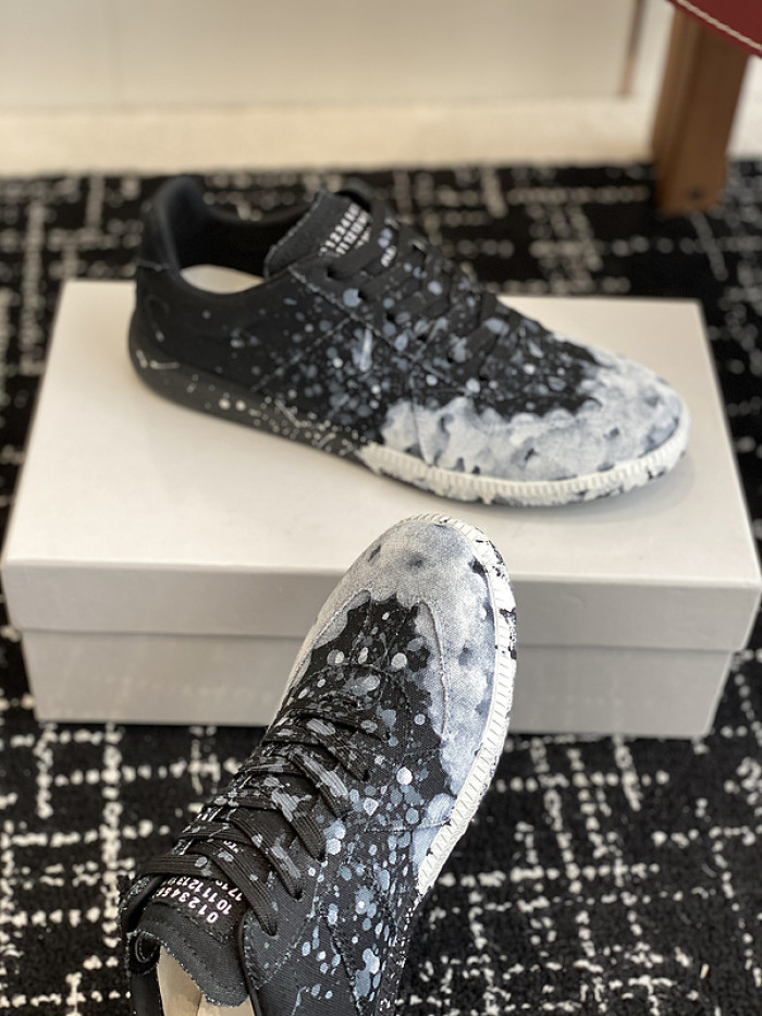 ma1s0n Marg*e1a calfskin s57ws0301