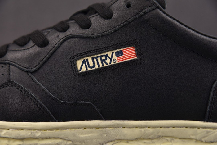 Ma1s0n MIHARA YASUHIRO SNEAKER MMYS100