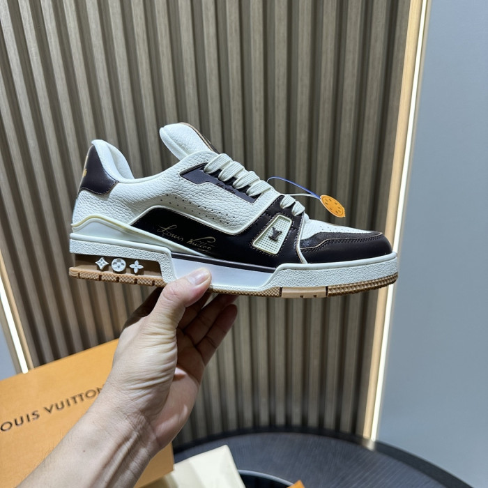 LV snekaers L0000741