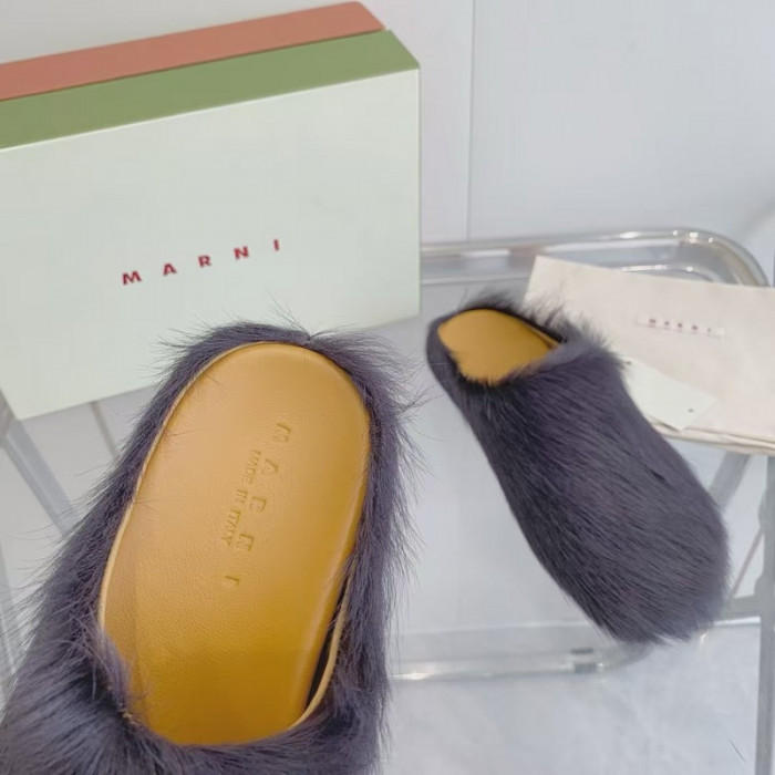 Marni Slides M003