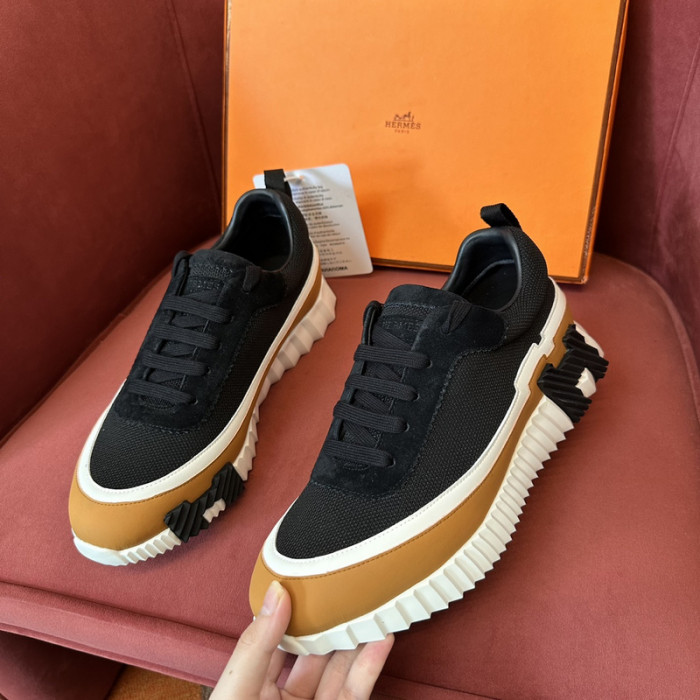 H**me5 snekaers hm032