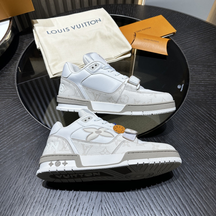 LV snekaers L0000600