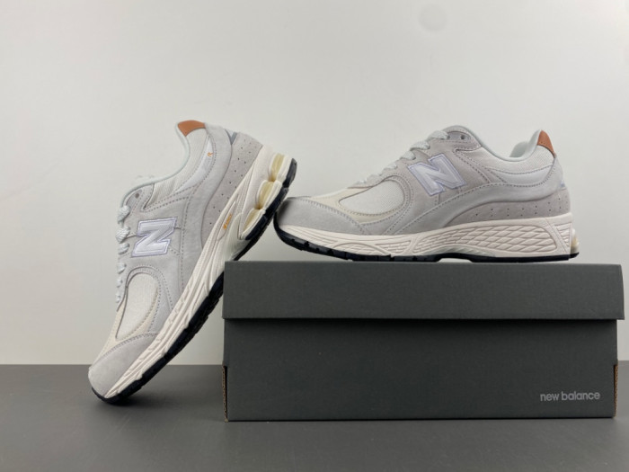 New Balance 2002R Reflection Sepia M2002REC