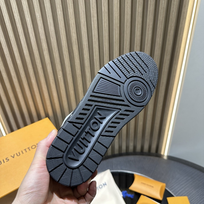 LV snekaers L0000728