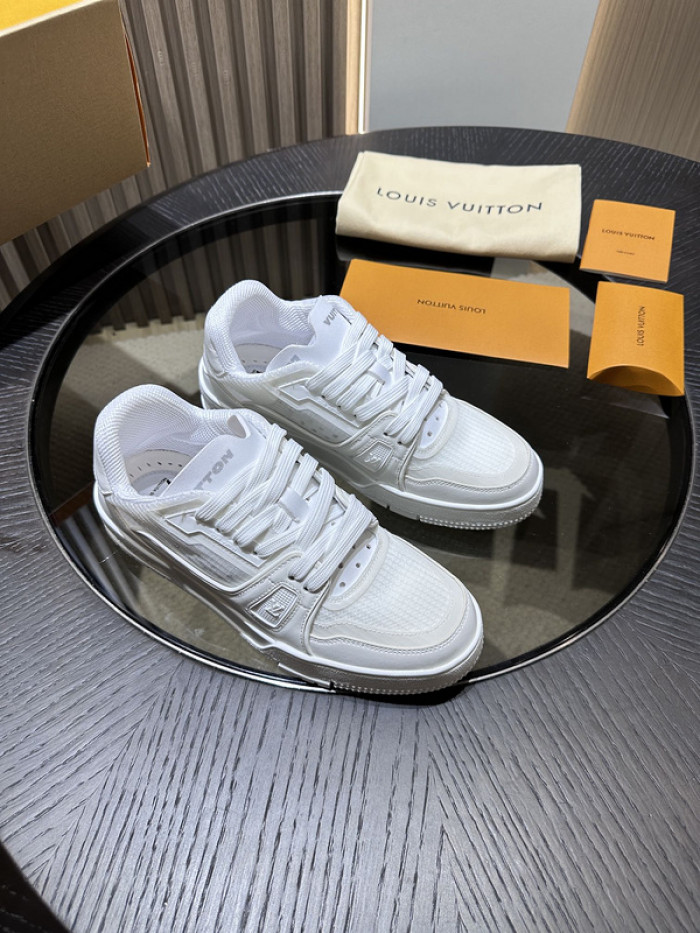 LV snekaers L0000367