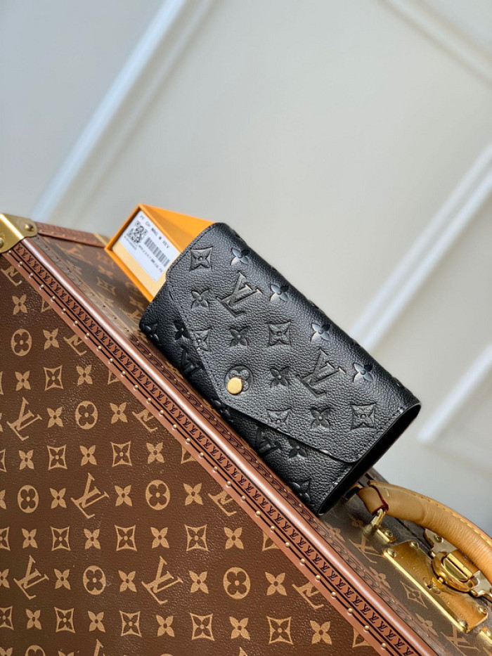 L&V WALLET WA16