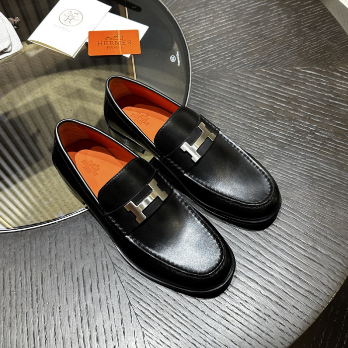 H**me5 loafers hm062