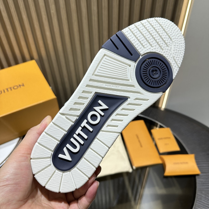 LV snekaers L0000774
