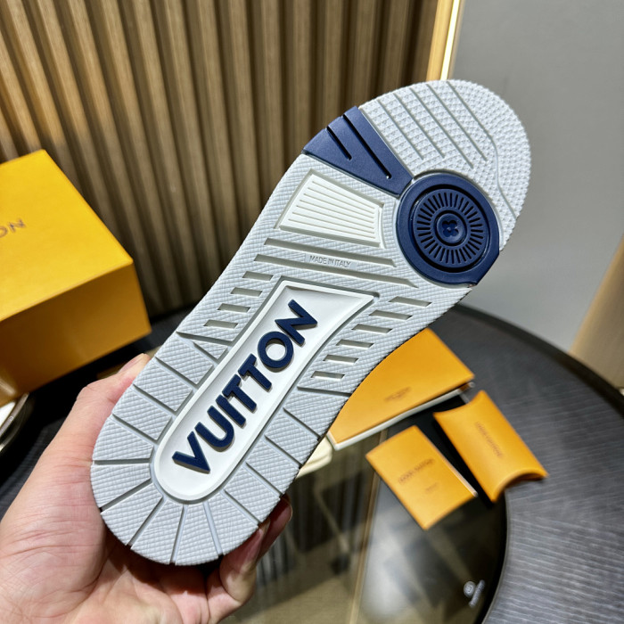 LV snekaers L0000676