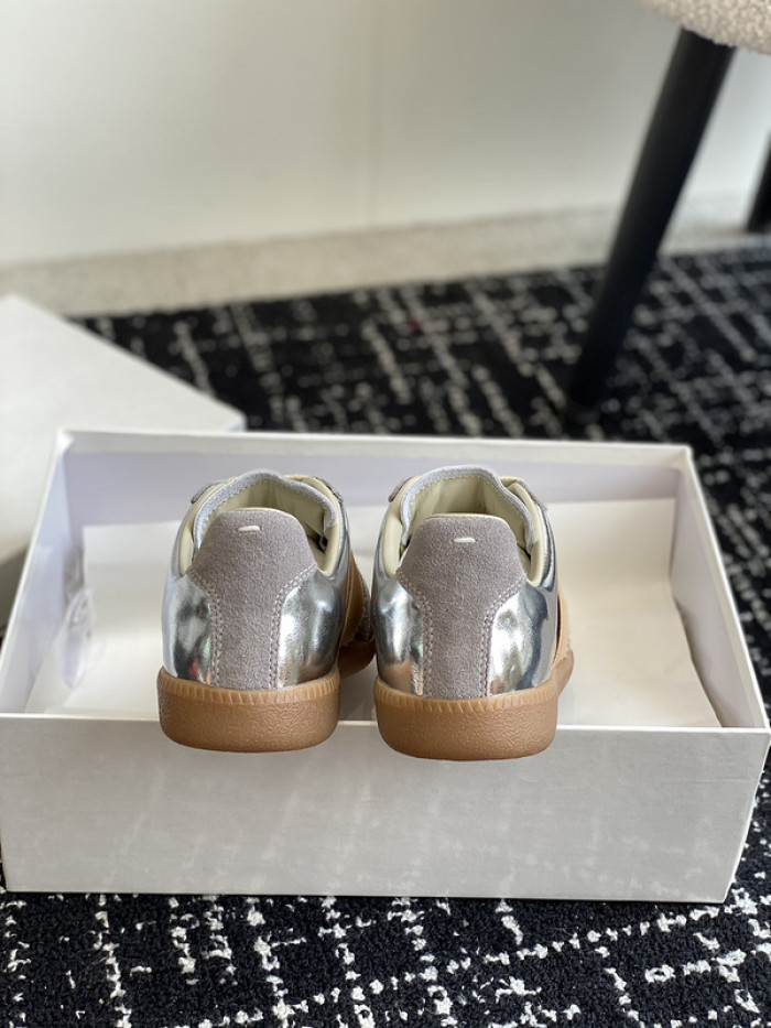 ma1s0n Marg*e1a calfskin s57ws0281