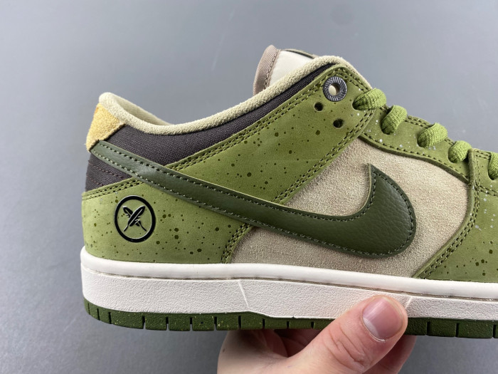 Yuto Horigome x Nike SB Dunk Low Asparagus HF8022-300