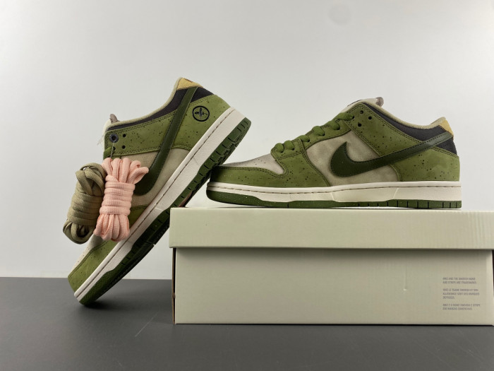 Yuto Horigome x Nike SB Dunk Low Asparagus HF8022-300