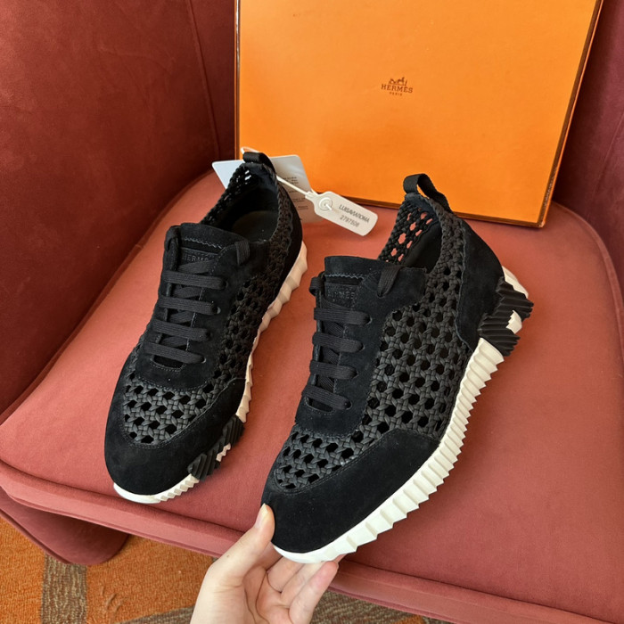 H**me5 snekaers hm020