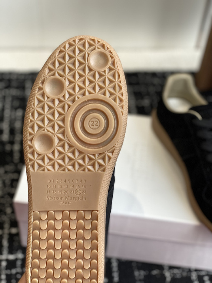 ma1s0n Marg*e1a calfskin s57ws0331