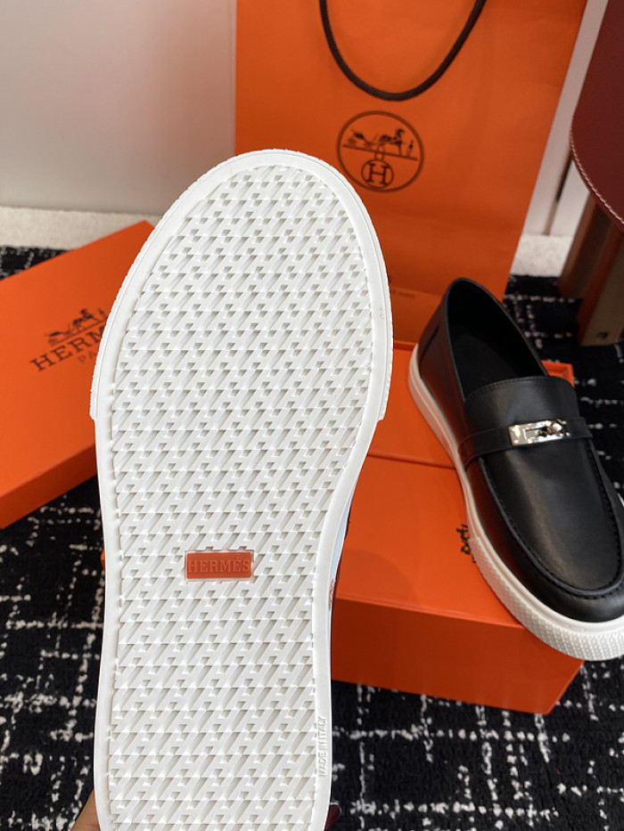 H**me5 loafers hm064