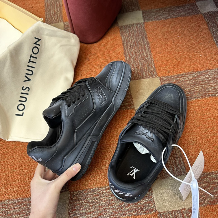 LV snekaers L0000474