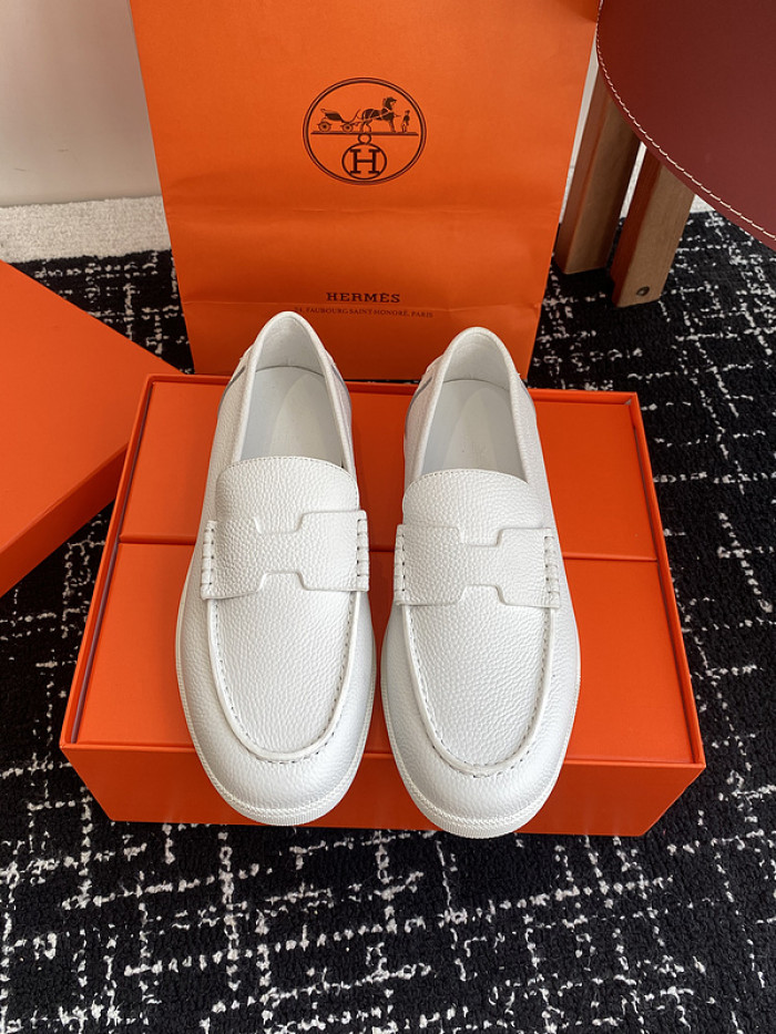 H**me5 loafers hm093