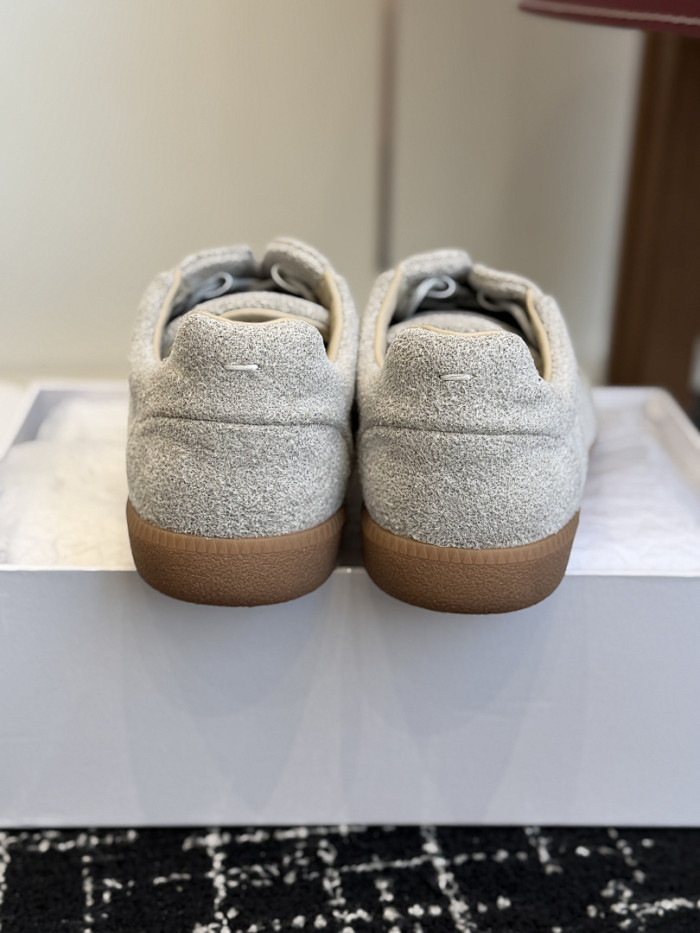 Ma1s0n Marg*e1a CALFSKIN S57WS0362
