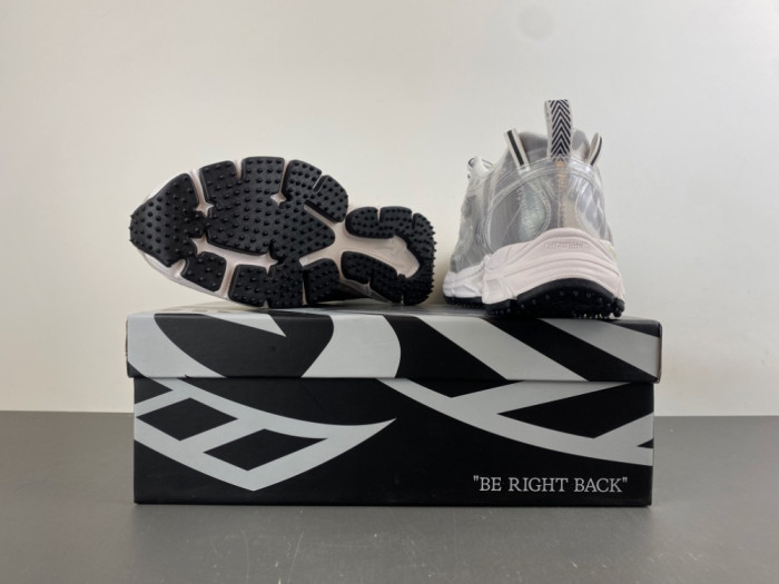 Off-White Be right back OWIA289F51