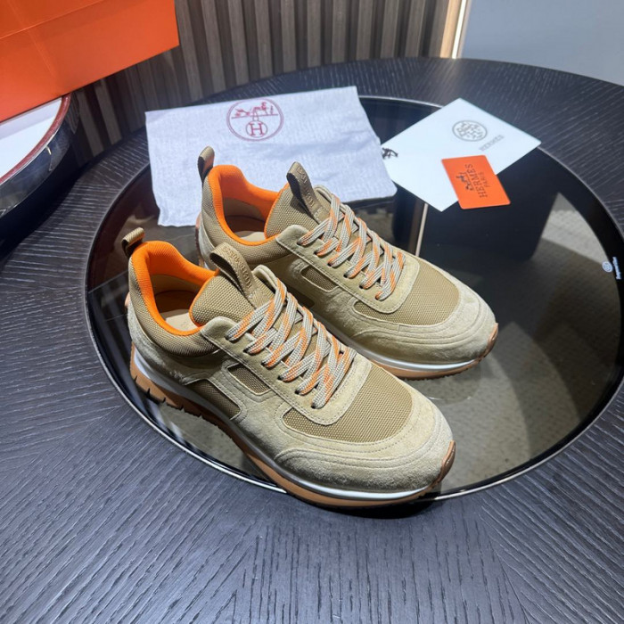 H**me5 snekaers hm051