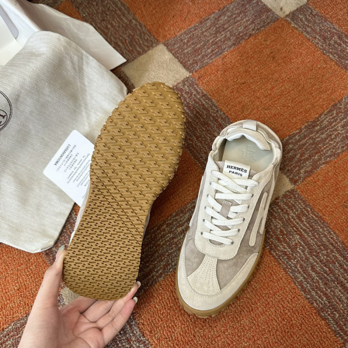 H**me5 snekaers hm040