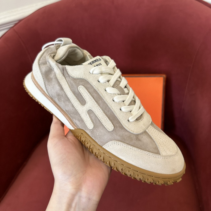 H**me5 snekaers hm040